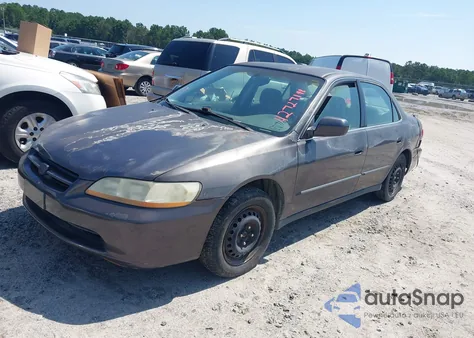 1999 Honda Accord Lx from USA, damaged, VIN 1HGCG5646XA089126